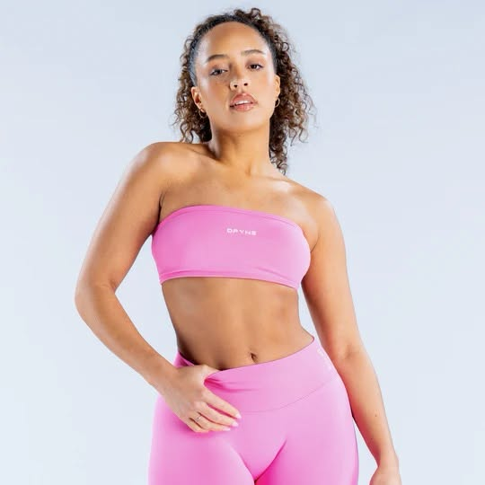 Fitted Seamless Backless Top - DFYNE